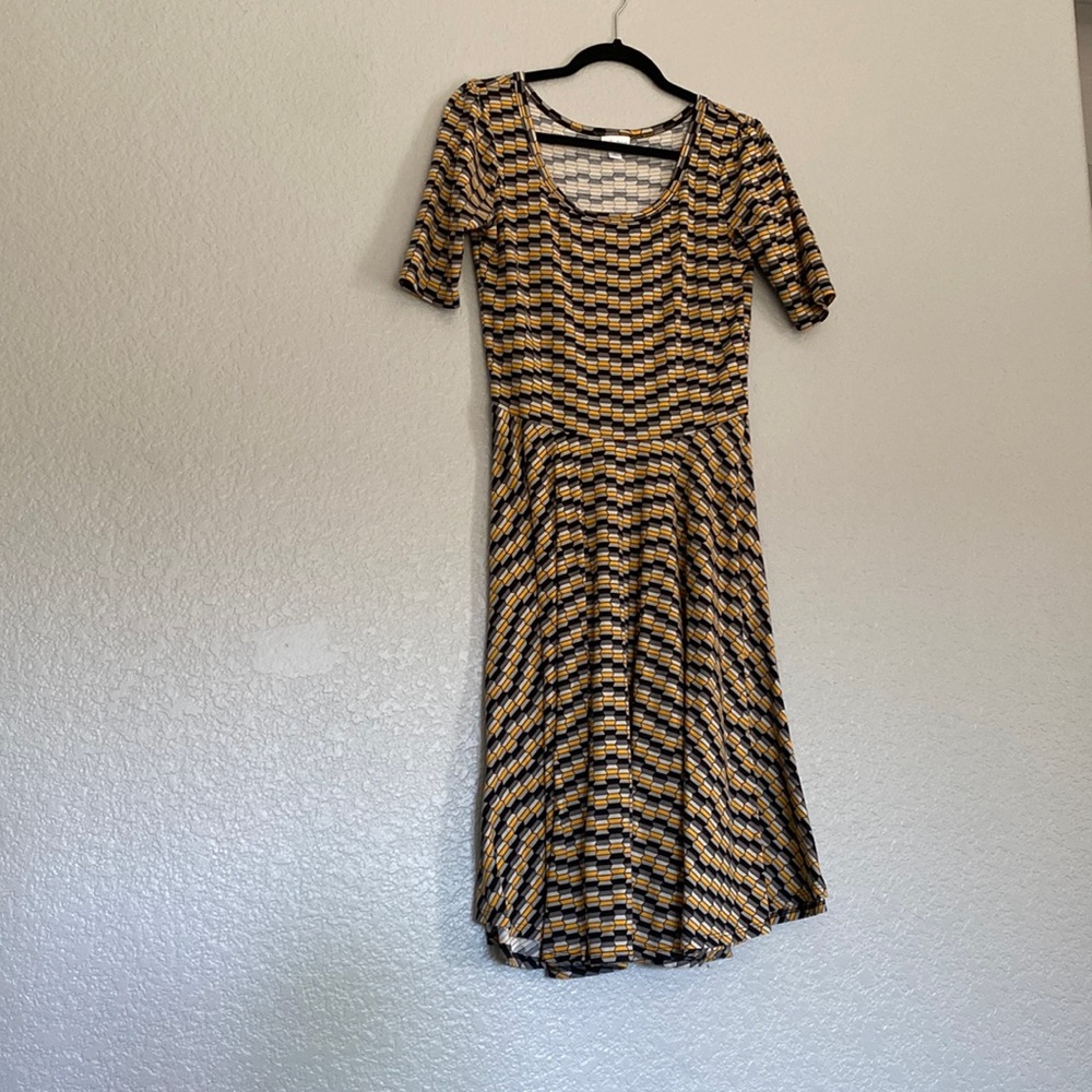 Lularoe Nicole dress Gold & Black/Grey 3/4 sleeve dress with full skirt medium
